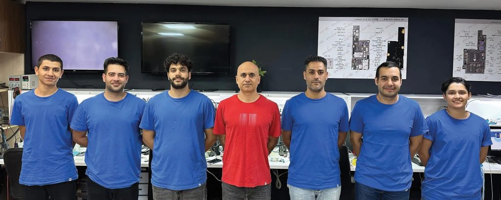 تیم مجموعه آیفون کار